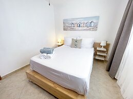 MINI BEACH STUDIOS