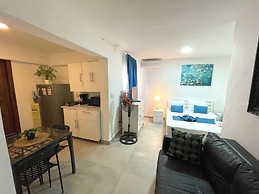 MINI BEACH STUDIOS
