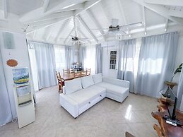 MINI BEACH STUDIOS