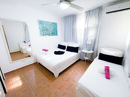 MINI BEACH STUDIOS