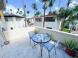 MINI BEACH STUDIOS
