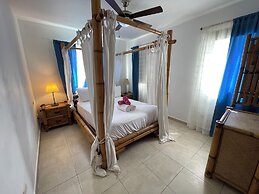 MINI BEACH STUDIOS