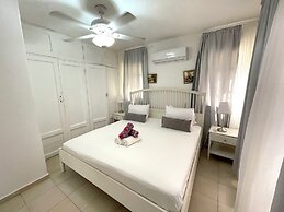 MINI BEACH STUDIOS