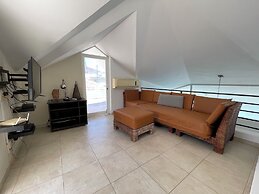 MINI BEACH STUDIOS
