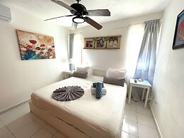MINI BEACH STUDIOS