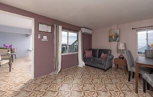 Majestic Heights Bed & Breakfast