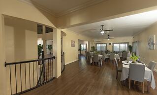 Majestic Heights Bed & Breakfast