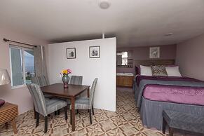 Majestic Heights Bed & Breakfast