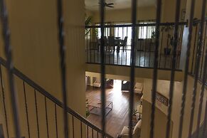 Majestic Heights Bed & Breakfast