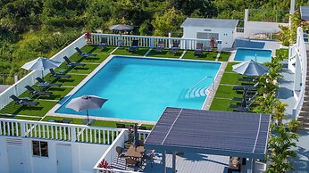 Majestic Heights Bed & Breakfast