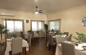 Majestic Heights Bed & Breakfast
