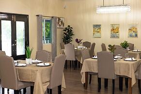 Majestic Heights Bed & Breakfast