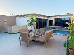 Al Shawq Chalets