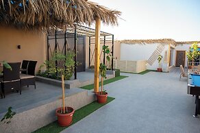 Al Shawq Chalets