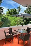 HOTEL LADYMAR