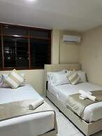 HOTEL LADYMAR