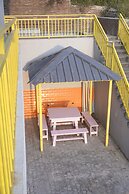 Hillshades Comfy Rooms
