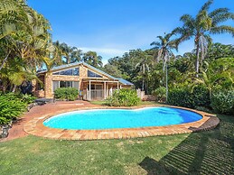 Tropic Lodge by Charlesworth