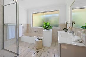 Tropic Lodge by Charlesworth