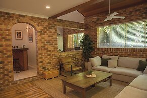 Tropic Lodge by Charlesworth
