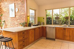 Tropic Lodge by Charlesworth