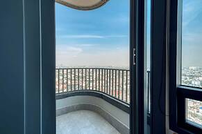 Luxury Studio - Revolution Monument View - Pool