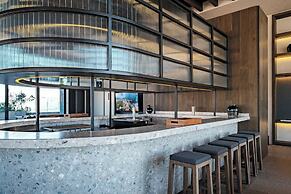 Luxury Studio - Revolution Monument View - Pool
