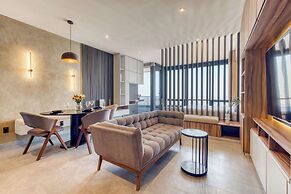 Luxury Studio - Pool - Revolution Monument View