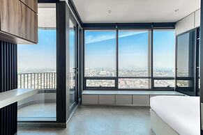 Luxury Studio - Revolution Monument View - Gym