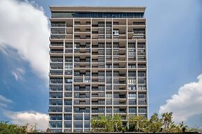 Studio With Amazing View - Great Location - Pool