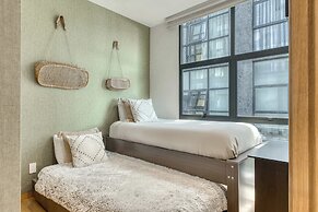 Centric 2 BR Condo - Gym - Open Air Cinema