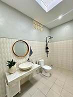 New Mekar Jaya Hotel
