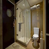 Twin Comfort Stay Chic & Spacious Setup