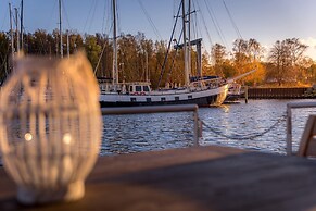 Floating Houseboat in Peenemunde