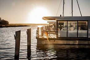 Floating Houseboat in Peenemunde