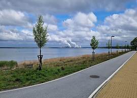 Lake Breeze Retreat, Klitten