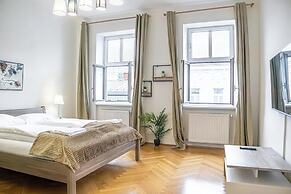 Modern 2BR City Apt Near Stadthalle