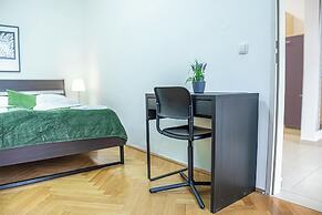 Modern 2BR City Apt Near Stadthalle