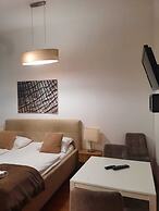 Charming 1BR Apartment In Top Location
