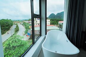 Celia Boutique Hotel Phong Nha