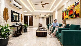 Hotel Urban Luxury by JMD Group