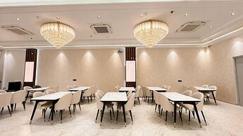 Hotel Urban Luxury by JMD Group