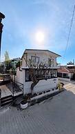 Pretty House