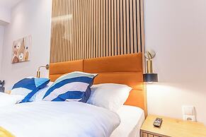 4BR Apartment for Groups Near Stadthalle