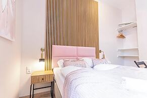 4BR Apartment for Groups Near Stadthalle