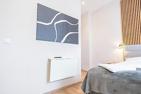 4BR Apartment for Groups Near Stadthalle