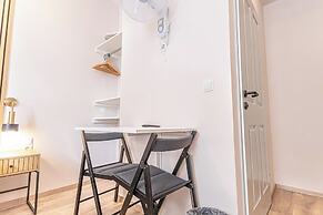4BR Apartment for Groups Near Stadthalle