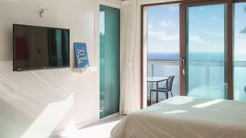 Namhae Briant Oceanview Spa Pension