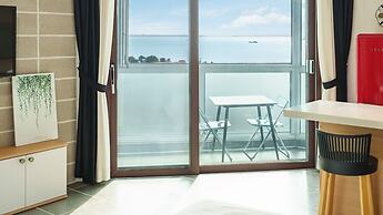 Namhae Briant Oceanview Spa Pension