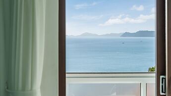 Namhae Briant Oceanview Spa Pension